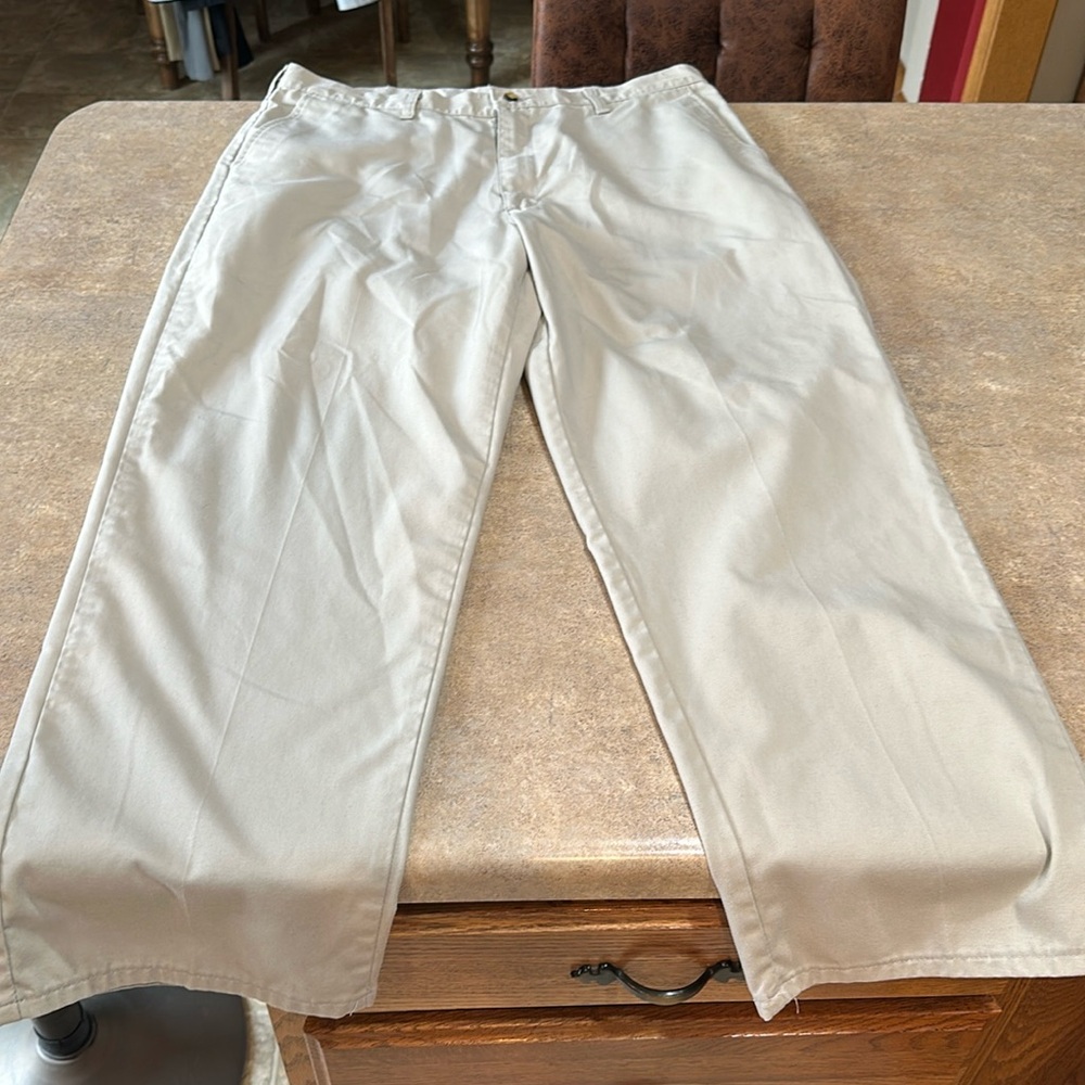 Men’s legendary gold khakis size 36 x 30